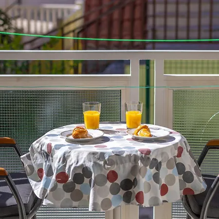 Mimoza Hotel apartamentowy