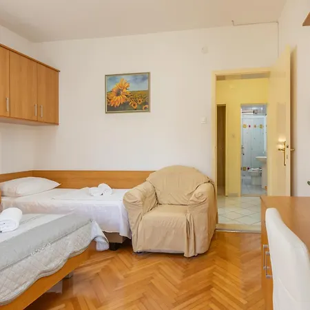 Mimoza * Baška Voda