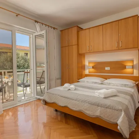 Mimoza Hotel apartamentowy