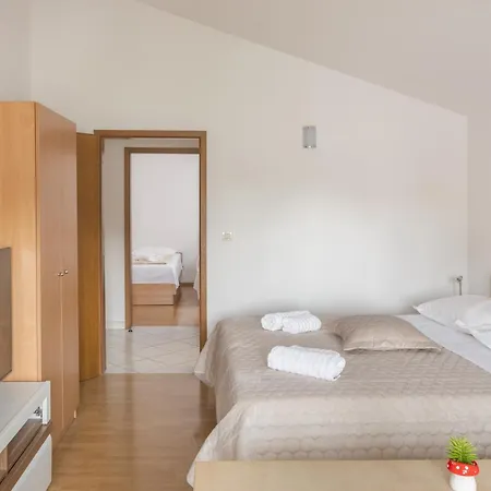 Mimoza Hotel apartamentowy Baška Voda