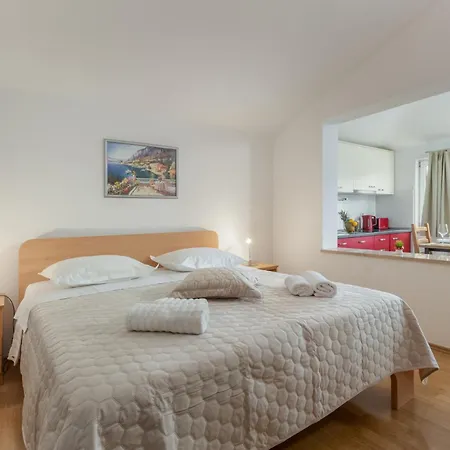 Mimoza Hotel apartamentowy