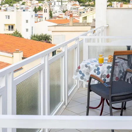 Hotel apartamentowy Mimoza Baška Voda