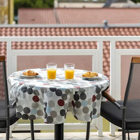 Aparthotel Mimoza *