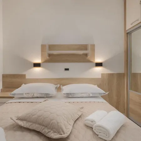 Mimoza Aparthotel