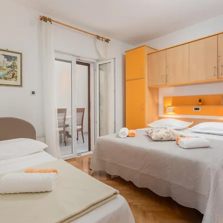 Mimoza * Baška Voda