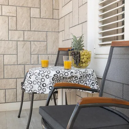 Lägenhetshotell Mimoza